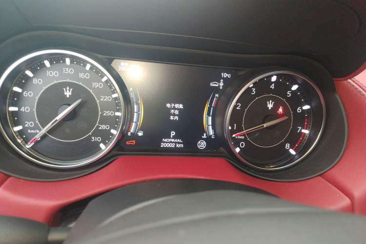 Used Maserati Levante 2023 3.0T Modena Instrument Cluster
