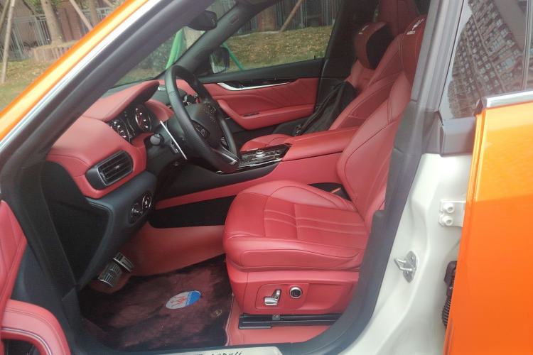 Used Maserati Levante 2023 3.0T Modena Left Front Seat