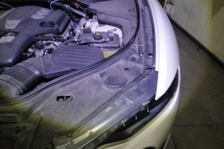 Used Maserati Levante 2023 3.0T Modena Engine Bay Left