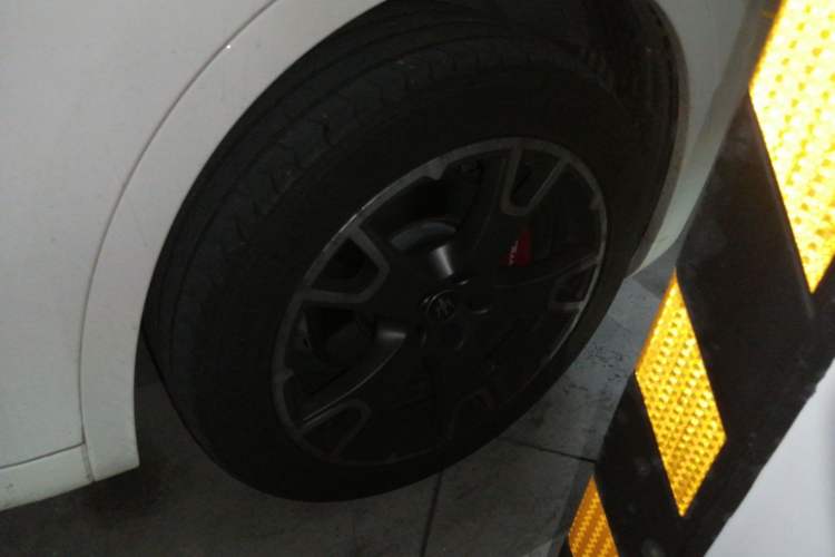 Used Maserati Levante 2023 3.0T Modena Right Front Wheel Hub