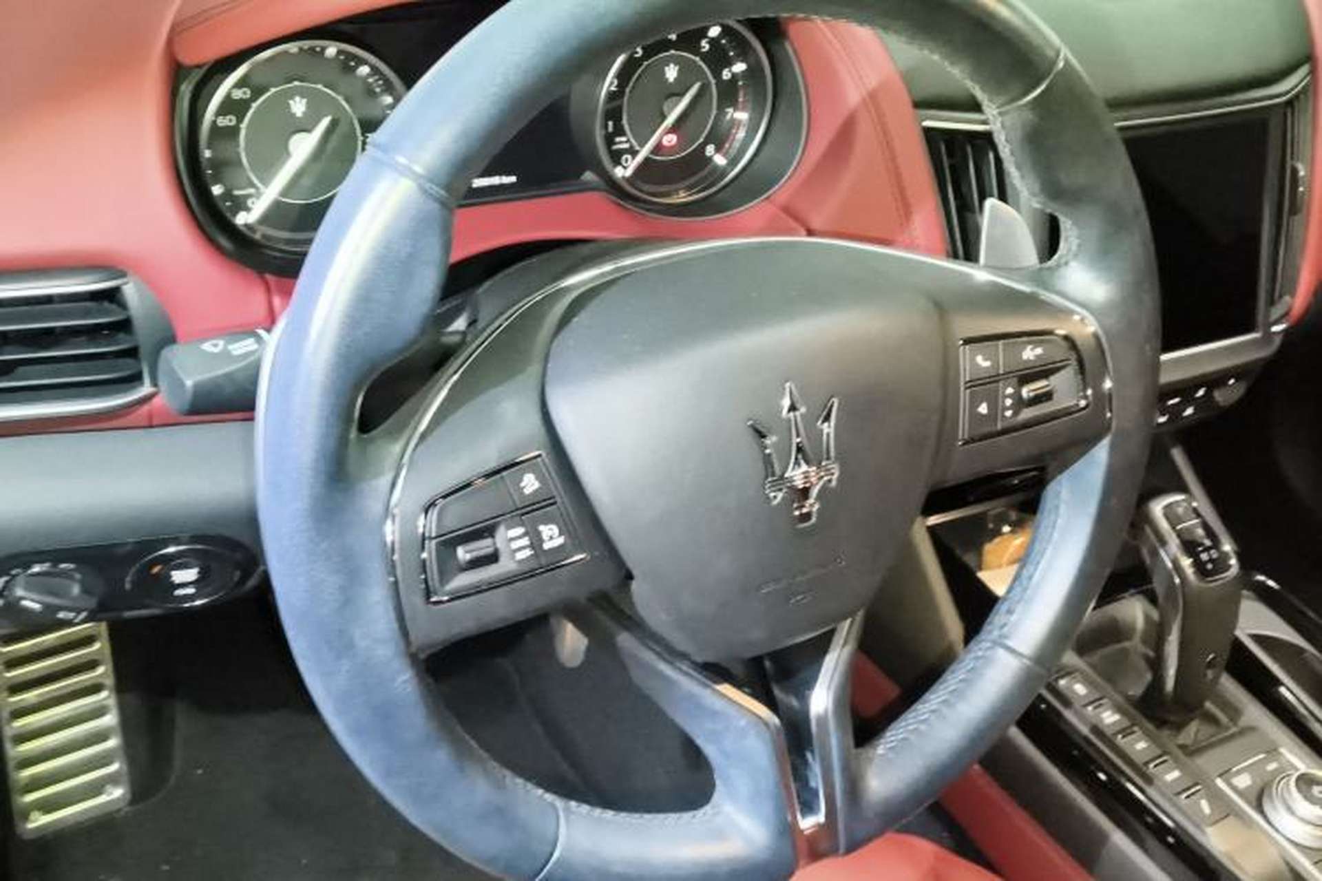 Used Maserati Levante 2023 2.0T GT Steering Wheel