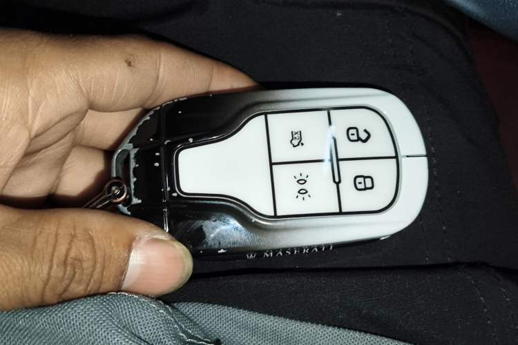Used Maserati Levante 2023 2.0T GT Vehicle Key