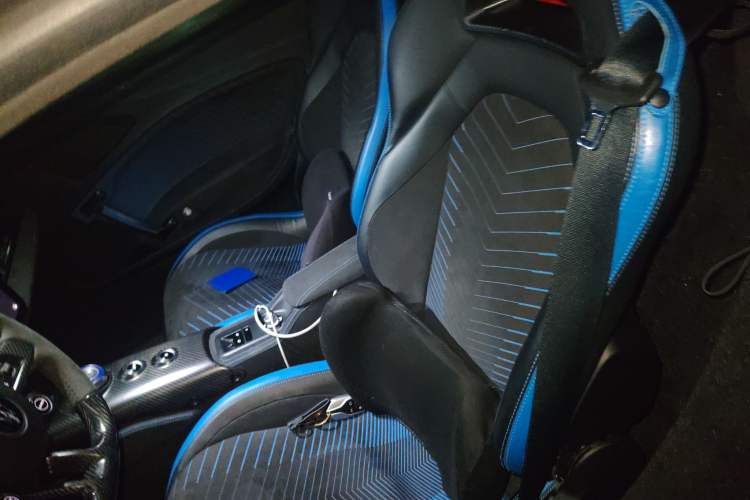 Used Maserati MC20 2023 3.0T Standard Edition Left Rear Seat