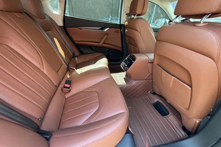 Used Maserati President 2017 3.0T Standard Model Interior 12
