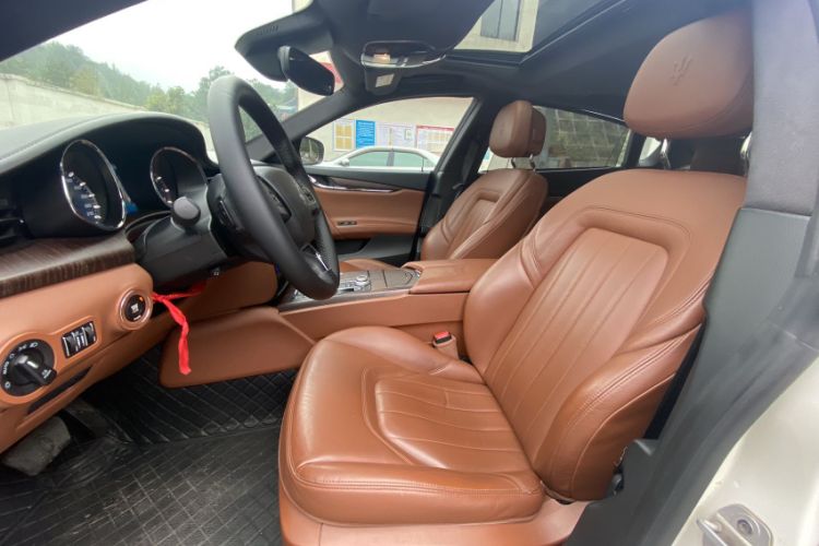 Used Maserati President 2017 3.0T Standard Model Interior 2
