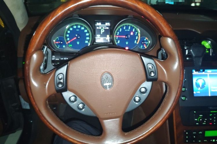Used Maserati President 2008 4.7L Executive Edition Steering Wheel