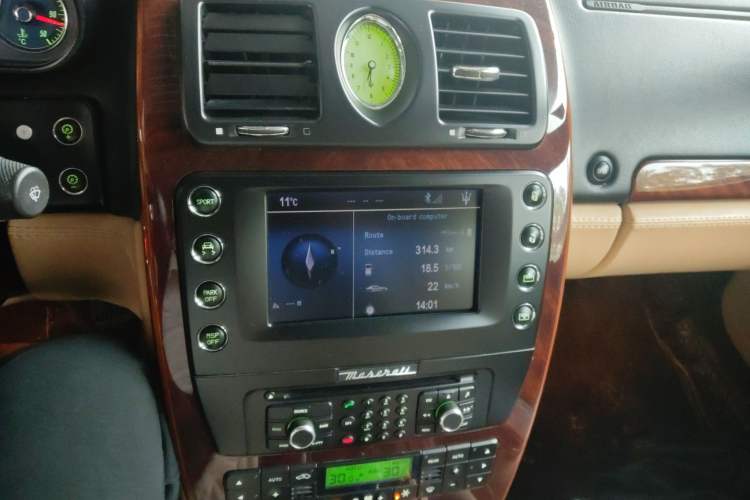 Used Maserati President 2010 4.2L Elite Edition Audio And AC Panel