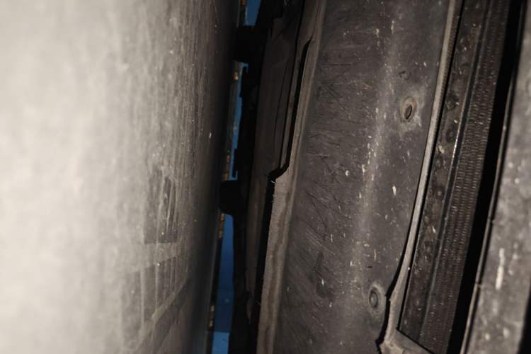 Used Maserati President 2010 4.7L Sport Edition Chassis Front