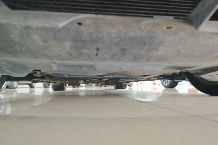 Used Maserati President 2010 4.2L Elite Edition Chassis Front