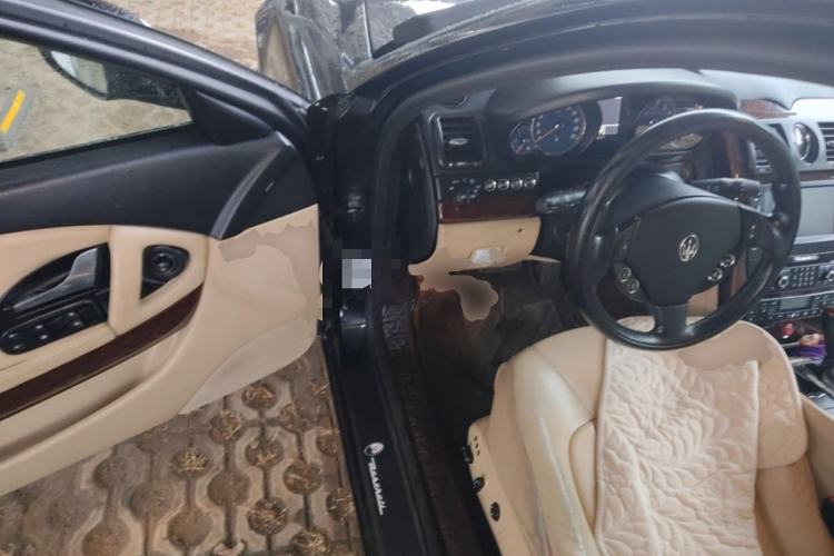 Used Maserati President 2010 4.2L Elite Edition Driver Seat