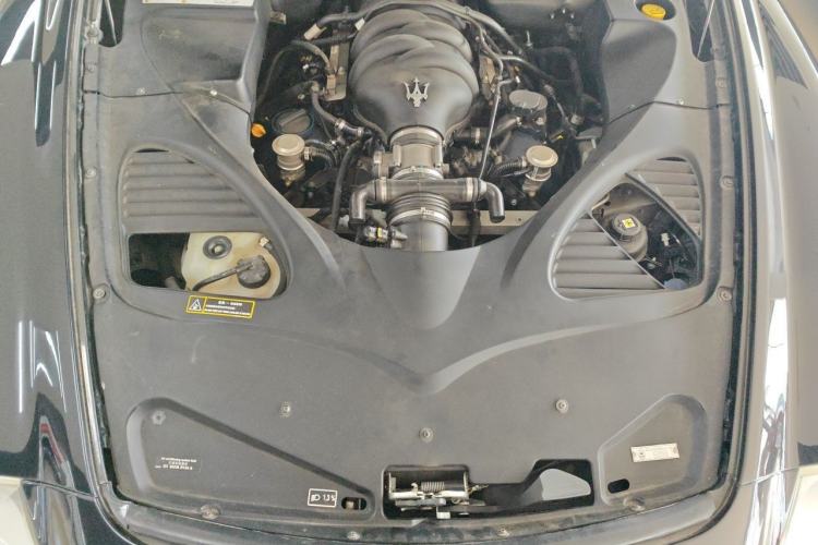 Used Maserati President 2010 4.2L Elite Edition Engine Bay
