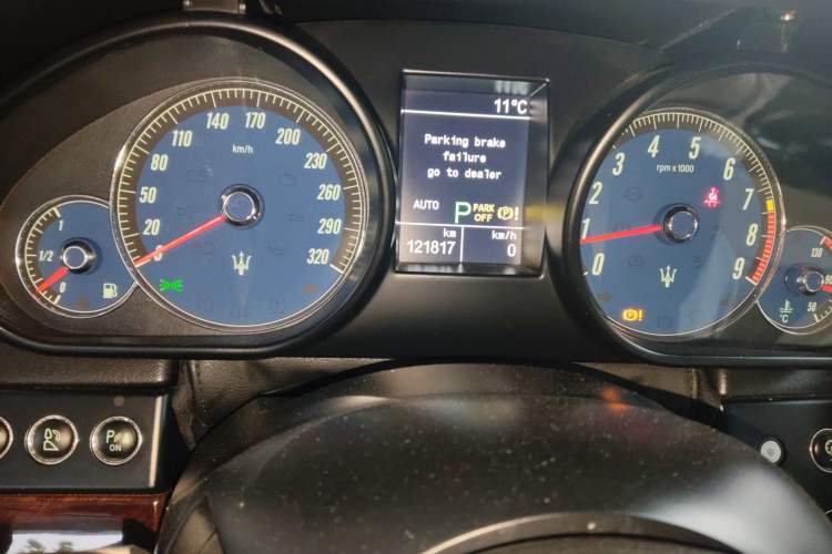 Used Maserati President 2010 4.2L Elite Edition Odometer Close Up