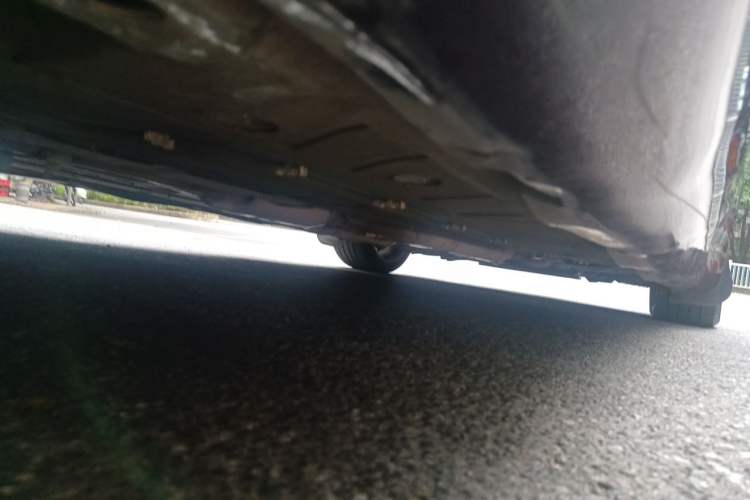 Used Maserati President 2010 4.7L Executive Edition Chassis Rear Right
