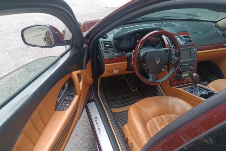 Used Maserati President 2010 4.7L Executive Edition Driver Seat