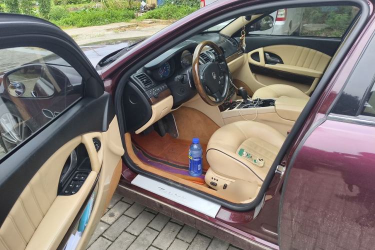 Used Maserati President 2010 4.7L Deluxe Edition Driver Seat