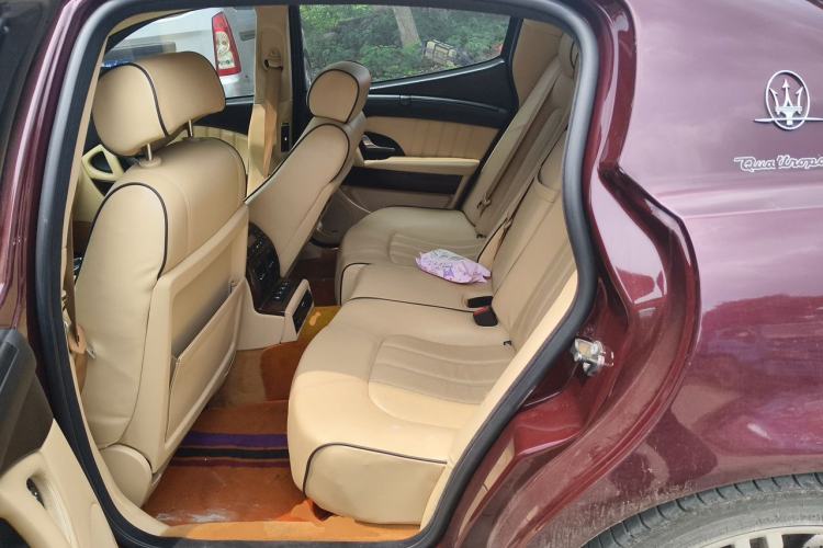 Used Maserati President 2010 4.7L Deluxe Edition Left Rear Seat