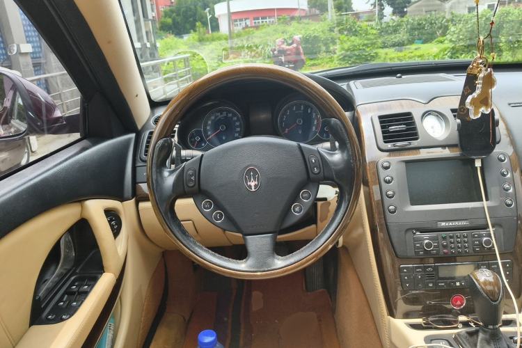 Used Maserati President 2010 4.7L Deluxe Edition Steering Wheel