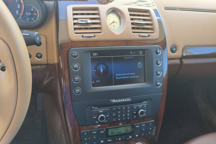 Used Maserati President 2010 4.2L Elite Edition Audio And AC Panel