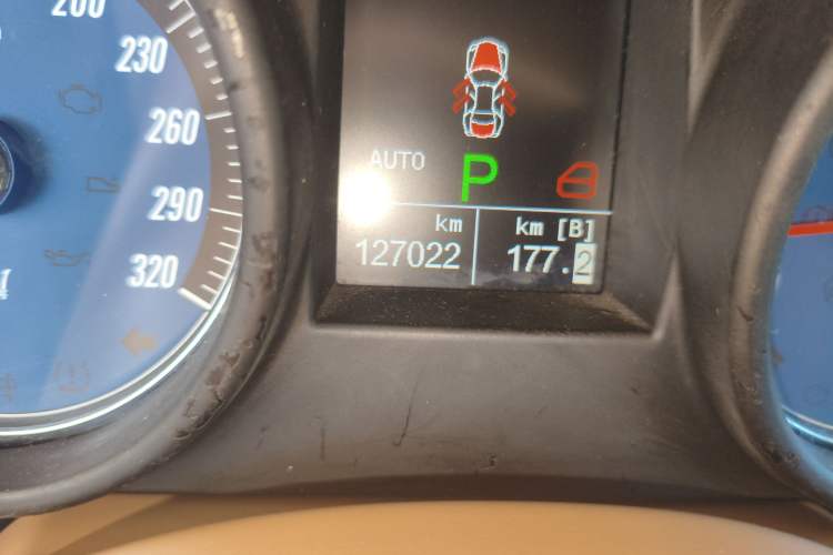 Used Maserati President 2010 4.2L Elite Edition Odometer Close Up