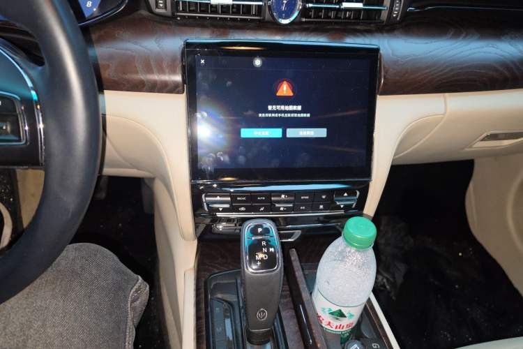 Used Maserati President 2013 3.0T Standard Model Audio And AC Panel