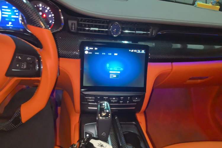 Used Maserati President 2013 3.8T Standard Model Audio And AC Panel