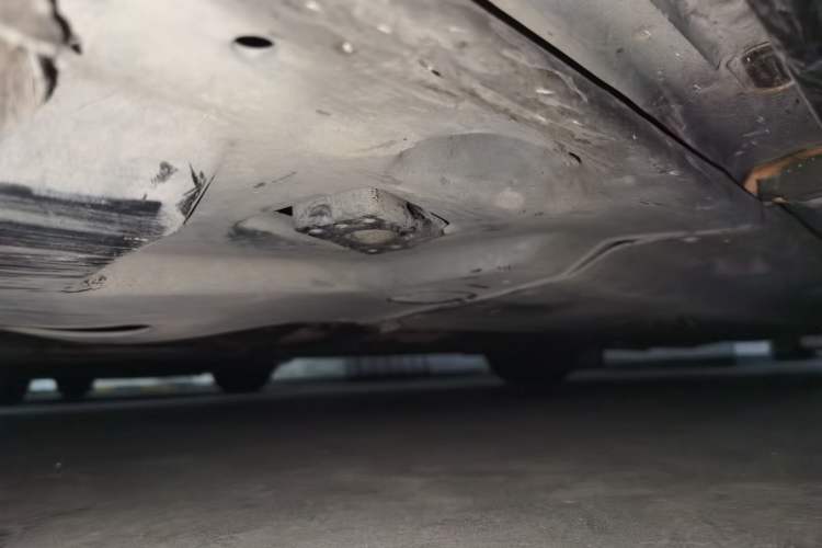 Used Maserati President 2013 3.8T Standard Model Chassis Front Left