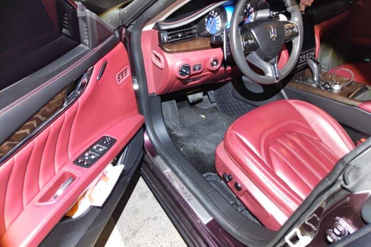 Used Maserati President 2013 3.0T Standard Model Driver Seat