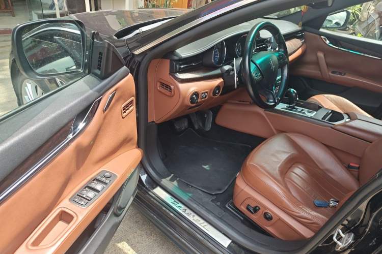 Used Maserati President 2013 3.0T Standard Model Driver Seat