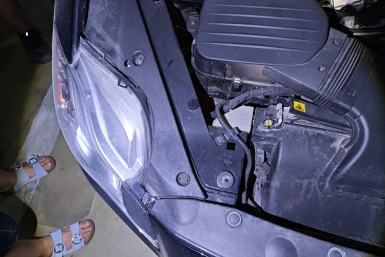 Used Maserati President 2013 3.0T Standard Model Engine Bay Right