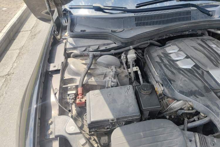 Used Maserati President 2013 3.0T Standard Model Engine Bay Right