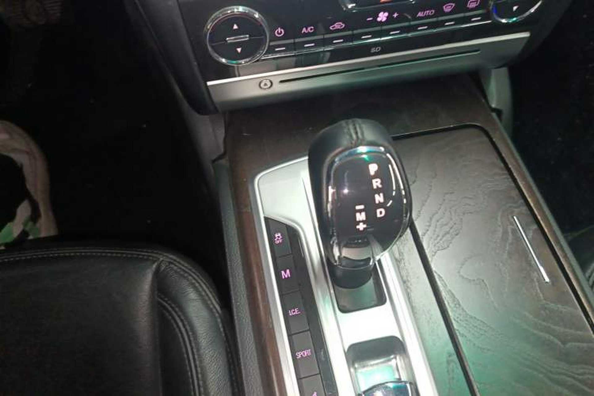 Used Maserati President 2013 3.0T Standard Model Gear Lever
