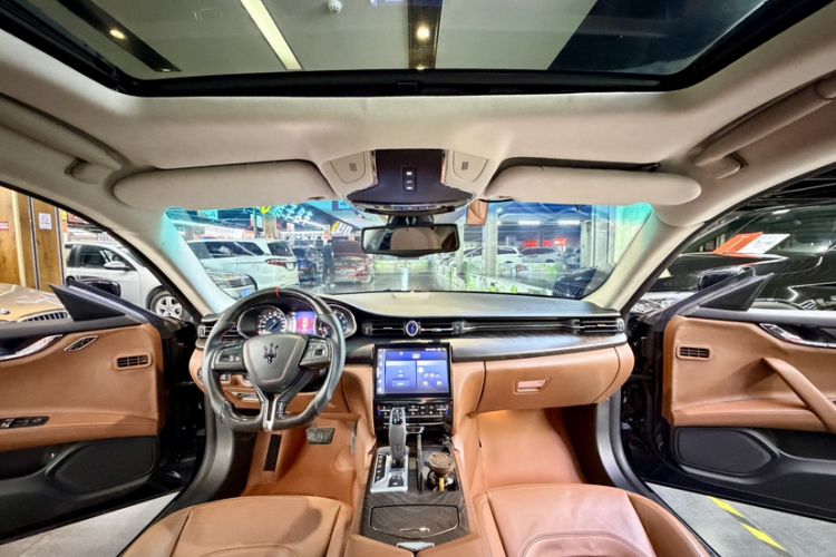 Used Maserati President 2013 3.0T Standard Model Interior 2