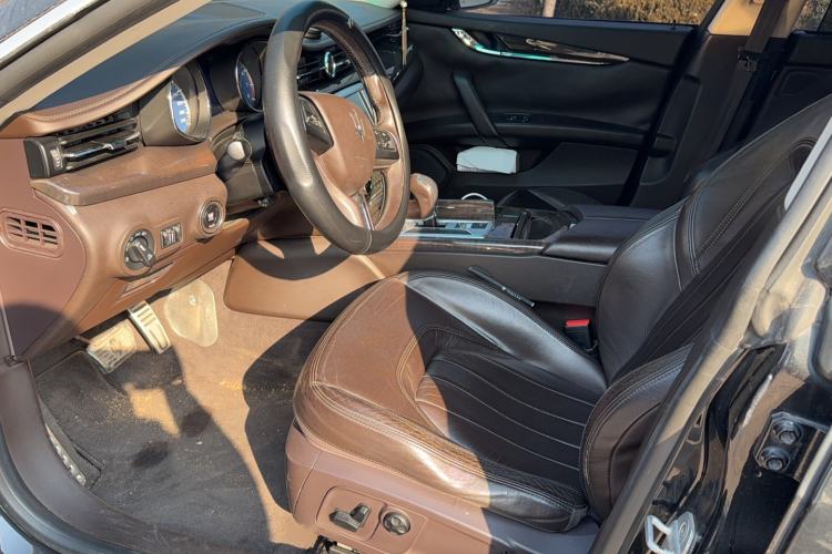 Used Maserati President 2013 3.0T Standard Model Interior 2