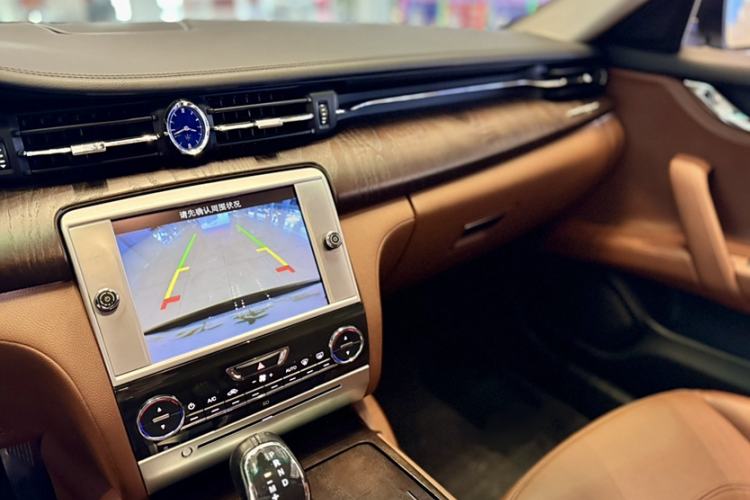 Used Maserati President 2013 3.0T Standard Model Interior 3