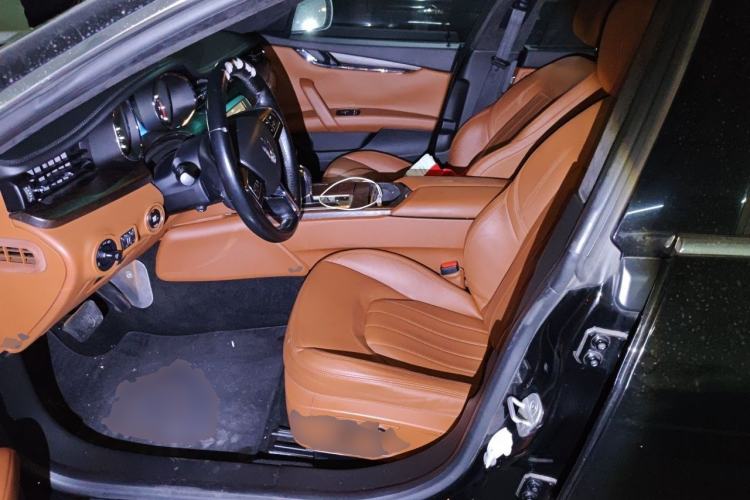 Used Maserati President 2013 3.0T Standard Model Left Front Seat