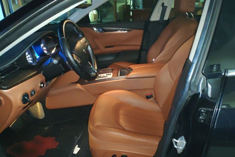 Used Maserati President 2013 3.0T Standard Model Left Front Seat