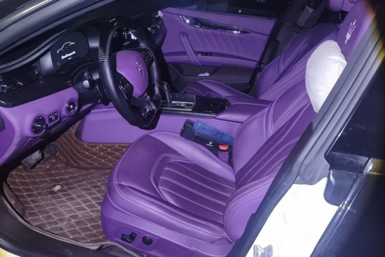 Used Maserati President 2013 3.0T Standard Model Left Front Seat