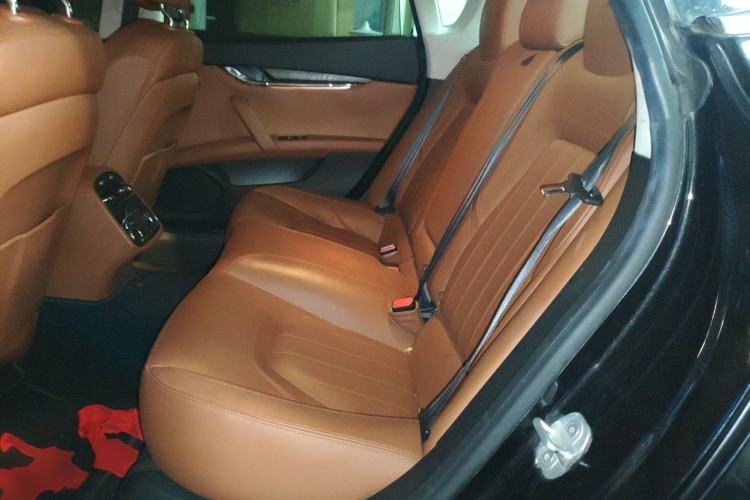 Used Maserati President 2013 3.0T Standard Model Left Rear Seat