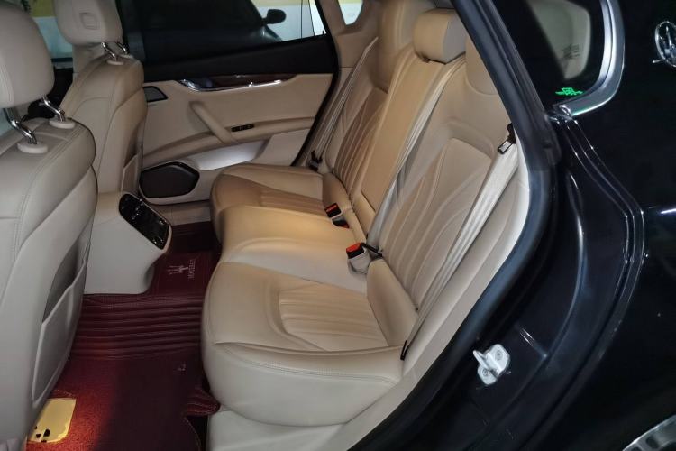 Used Maserati President 2013 3.8T Standard Model Left Rear Seat