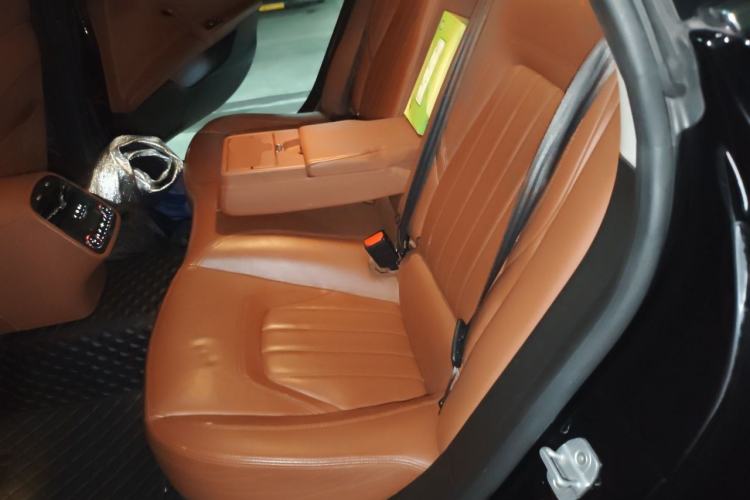 Used Maserati President 2013 3.0T Standard Model Left Rear Seat