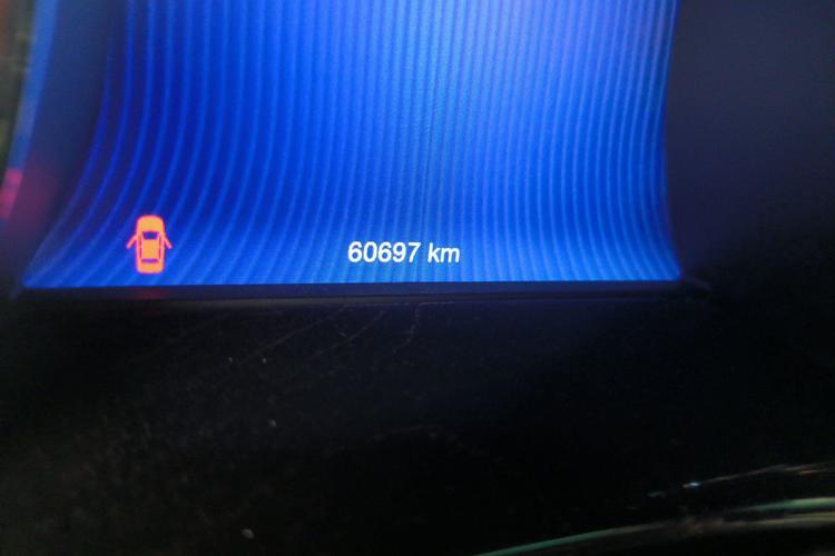 Used Maserati President 2013 3.0T Standard Model Odometer Close Up