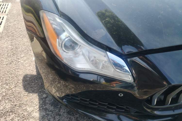 Used Maserati President 2013 3.0T Standard Model Right Front Headlight