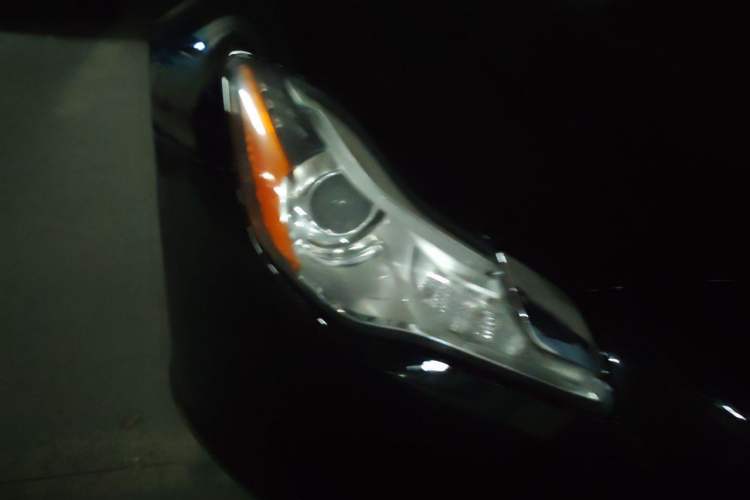 Used Maserati President 2013 3.0T Standard Model Right Front Headlight