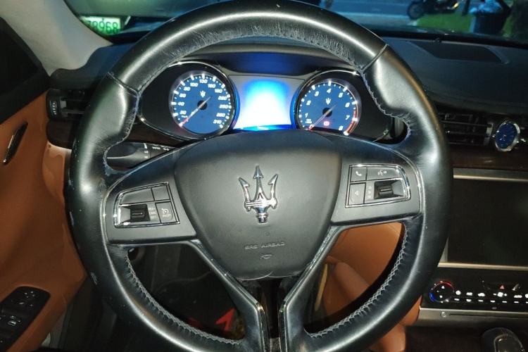 Used Maserati President 2013 3.0T Standard Model Steering Wheel