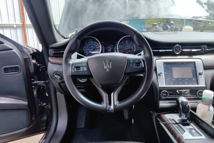 Used Maserati President 2013 3.0T Standard Model Steering Wheel