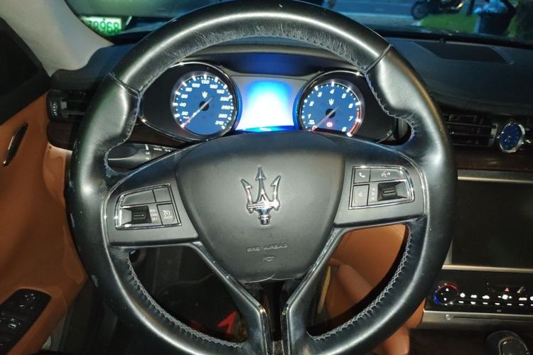 Used Maserati President 2013 3.0T Standard Model Steering Wheel