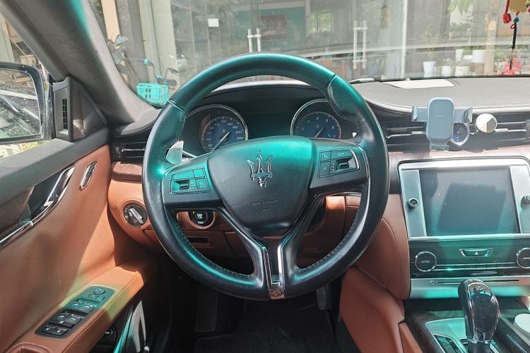 Used Maserati President 2013 3.0T Standard Model Steering Wheel