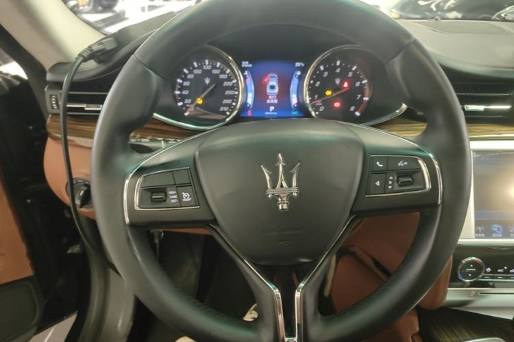 Used Maserati President 2013 3.0T Standard Model Steering Wheel