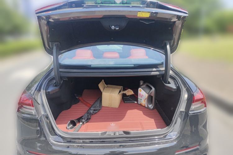 Used Maserati President 2013 3.0T Standard Model Trunk