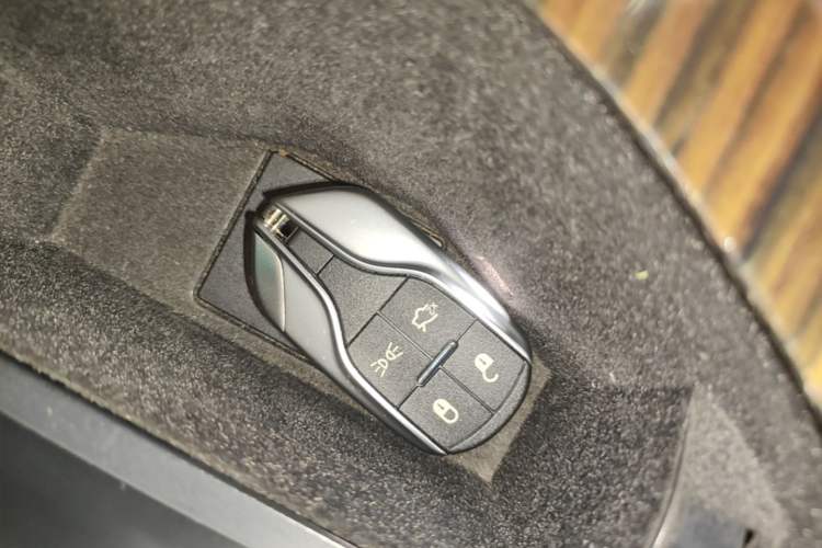 Used Maserati President 2013 3.0T Standard Model Vehicle Key